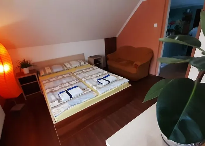 Taban Apartment *